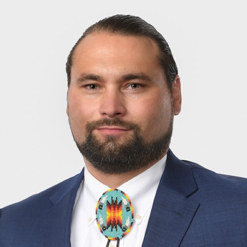 Travis Lovett headshot
