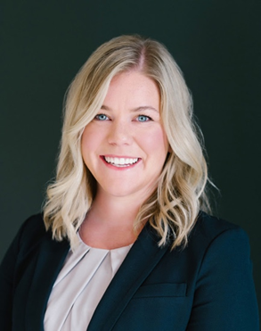 Laura Swafford headshot